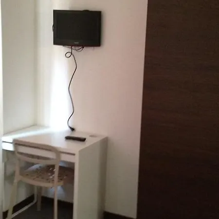 Old Hostel Milan